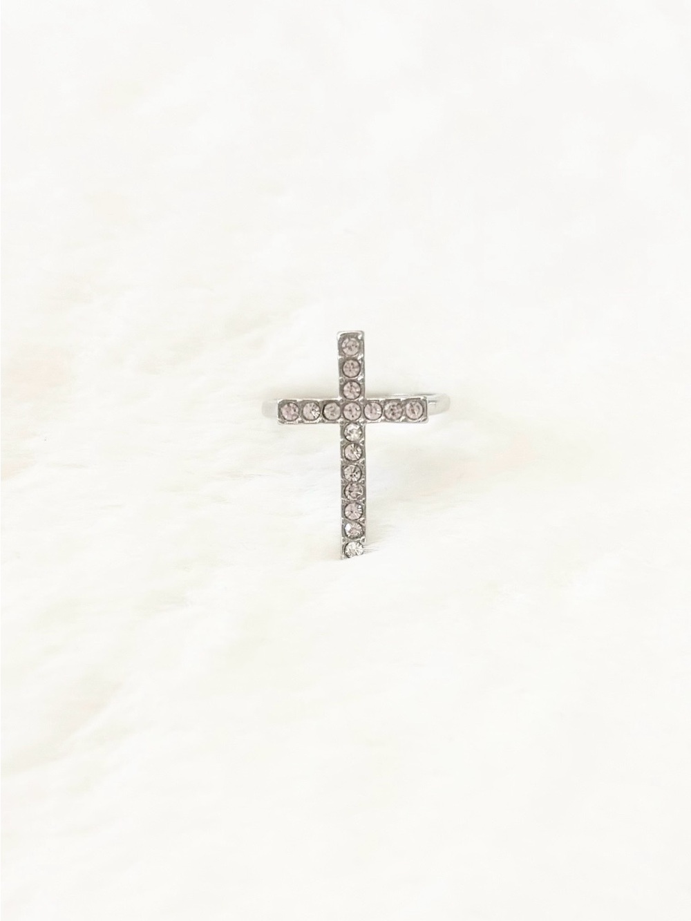 5/$15 🩷 MUST BUNDLE Silver Crystal Cross Ring
